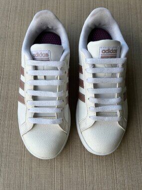 Adidas White Sneakers w/ Rose Gold Stripes | Women’s Casual Athletic Shoes